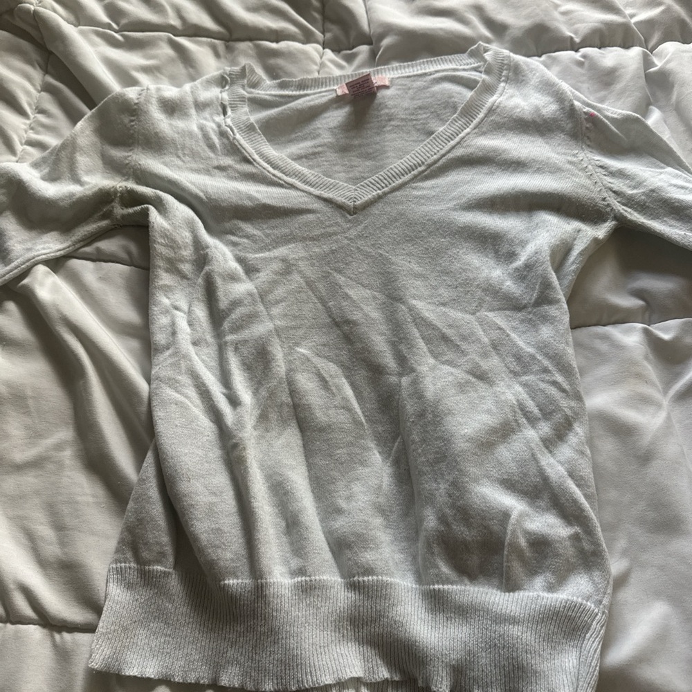 Finesse Cream V-Neck Sweater for Women